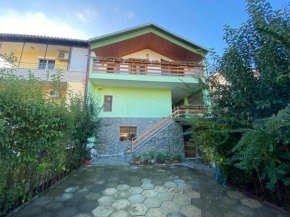 Vila Lumja